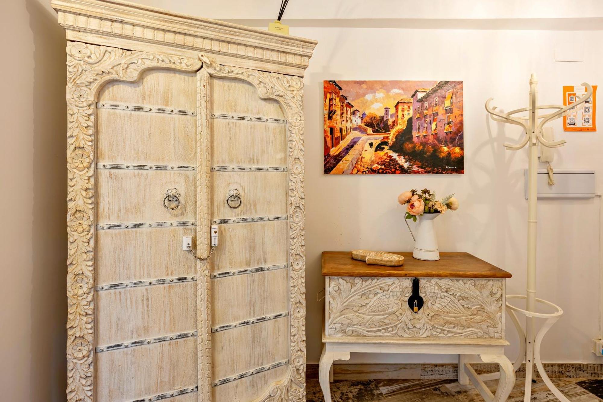 Tuguest Nazari Caldereria Apartments - Free Parking Granada Exterior photo